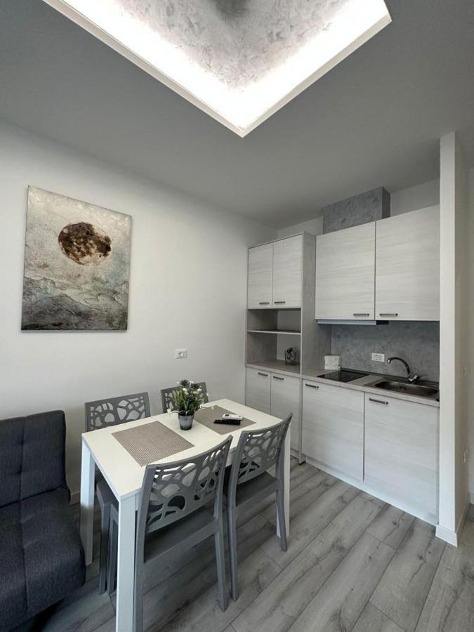 Andjela Apartment Trieste Exteriör bild