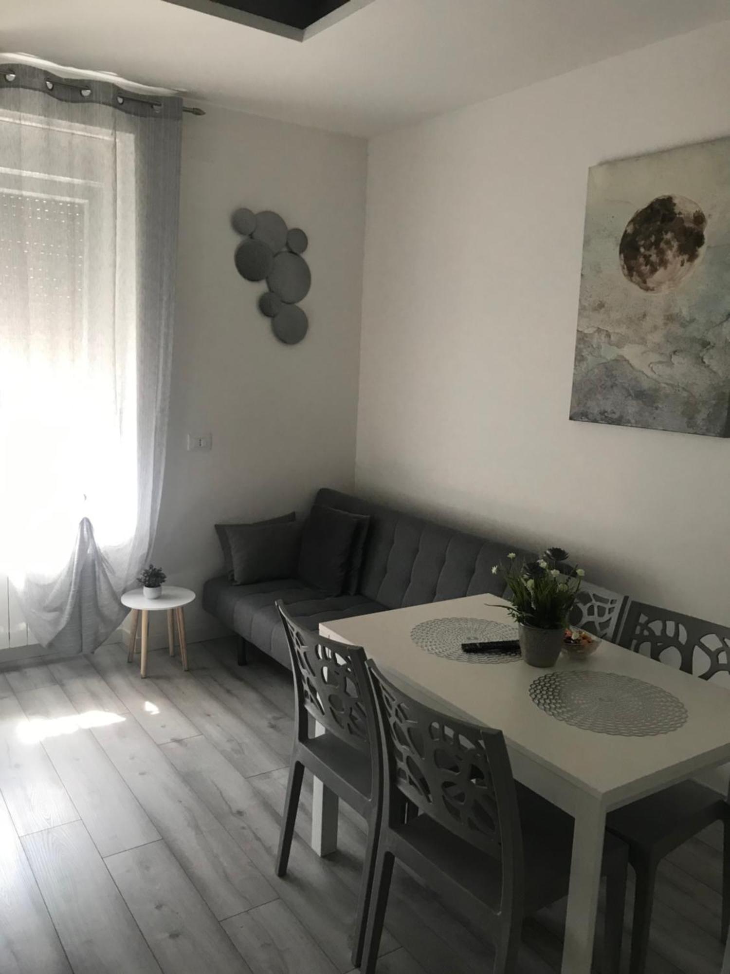 Andjela Apartment Trieste Exteriör bild
